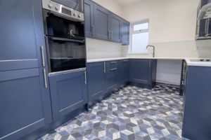 Kitchen- click for photo gallery